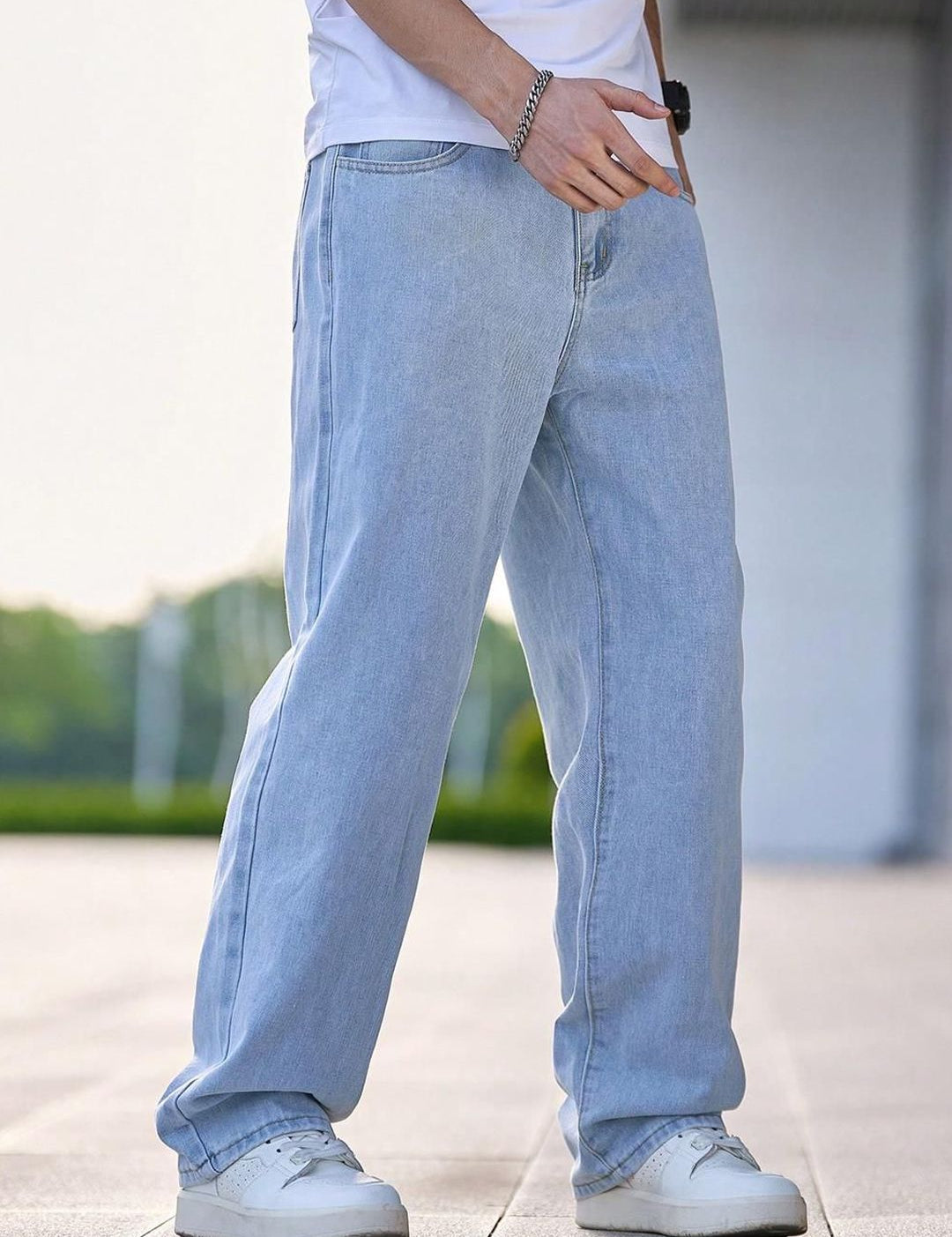 Kotty Men Straight Fit Mid-Rise Stretchable Jeans