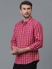 Kotty Pink & Red New Checked Spread Collar Casual Shirt