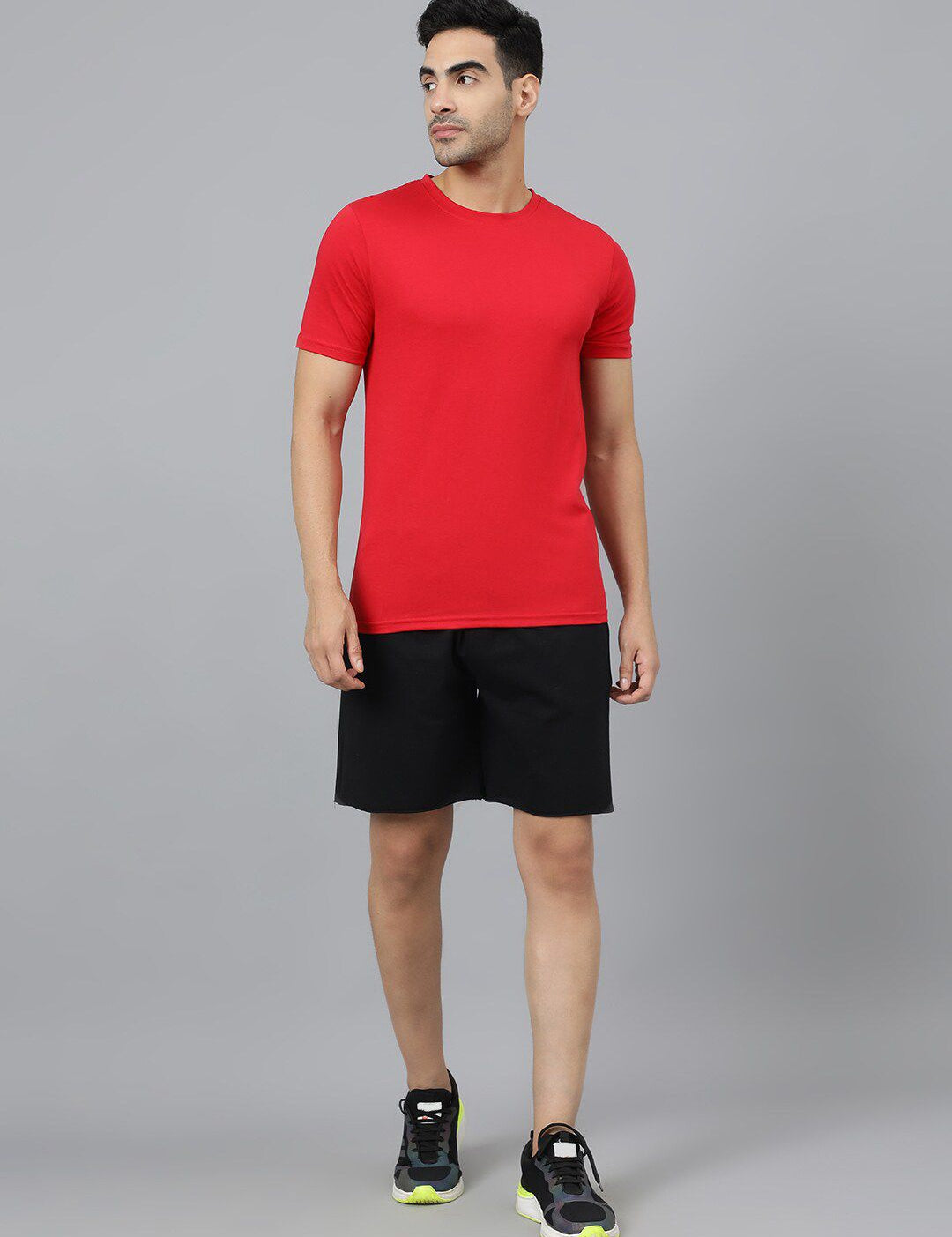 Kotty Men Black Mid-Rise Regular Shorts