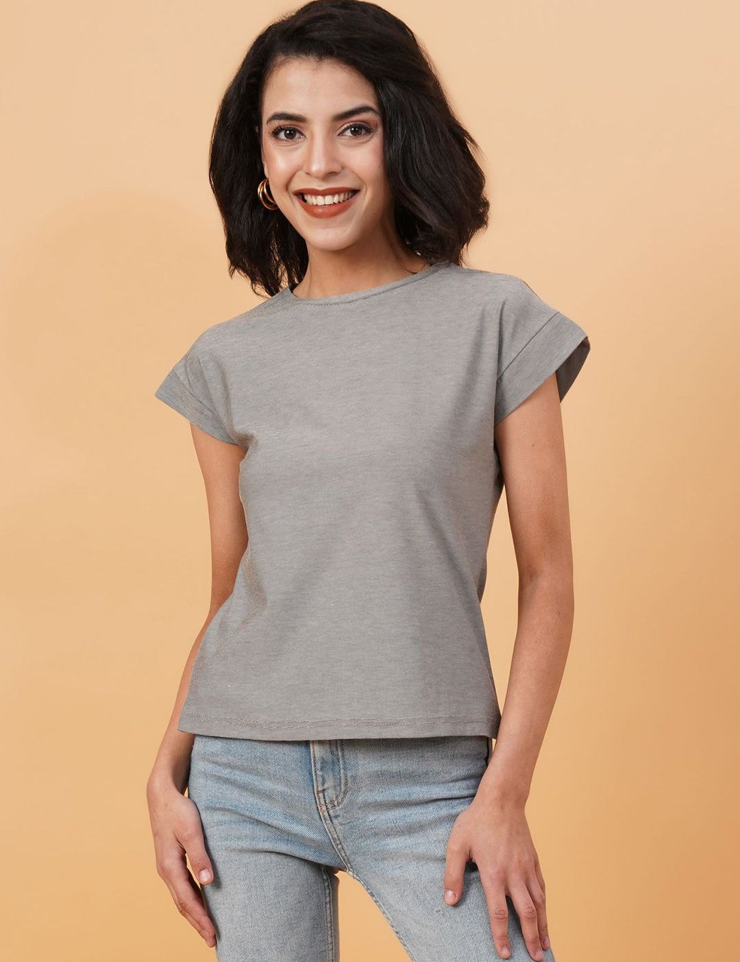 KOTTY Basics Women Solid Round Neck T-shirt