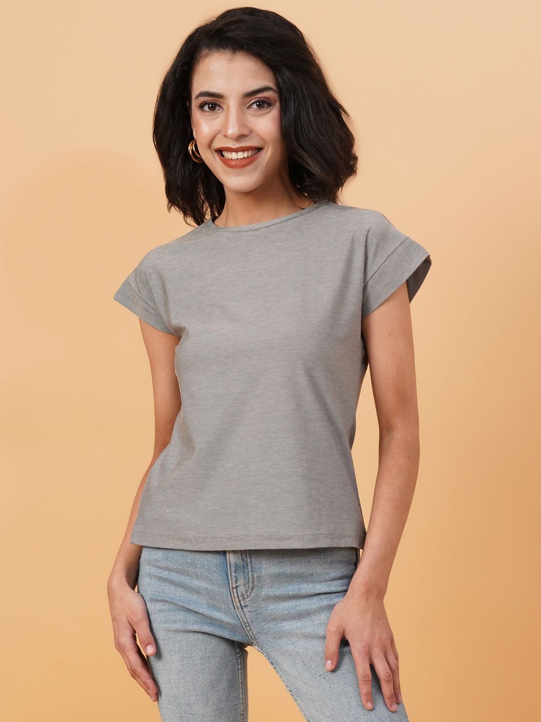 KOTTY Basics Women Solid Round Neck T-shirt