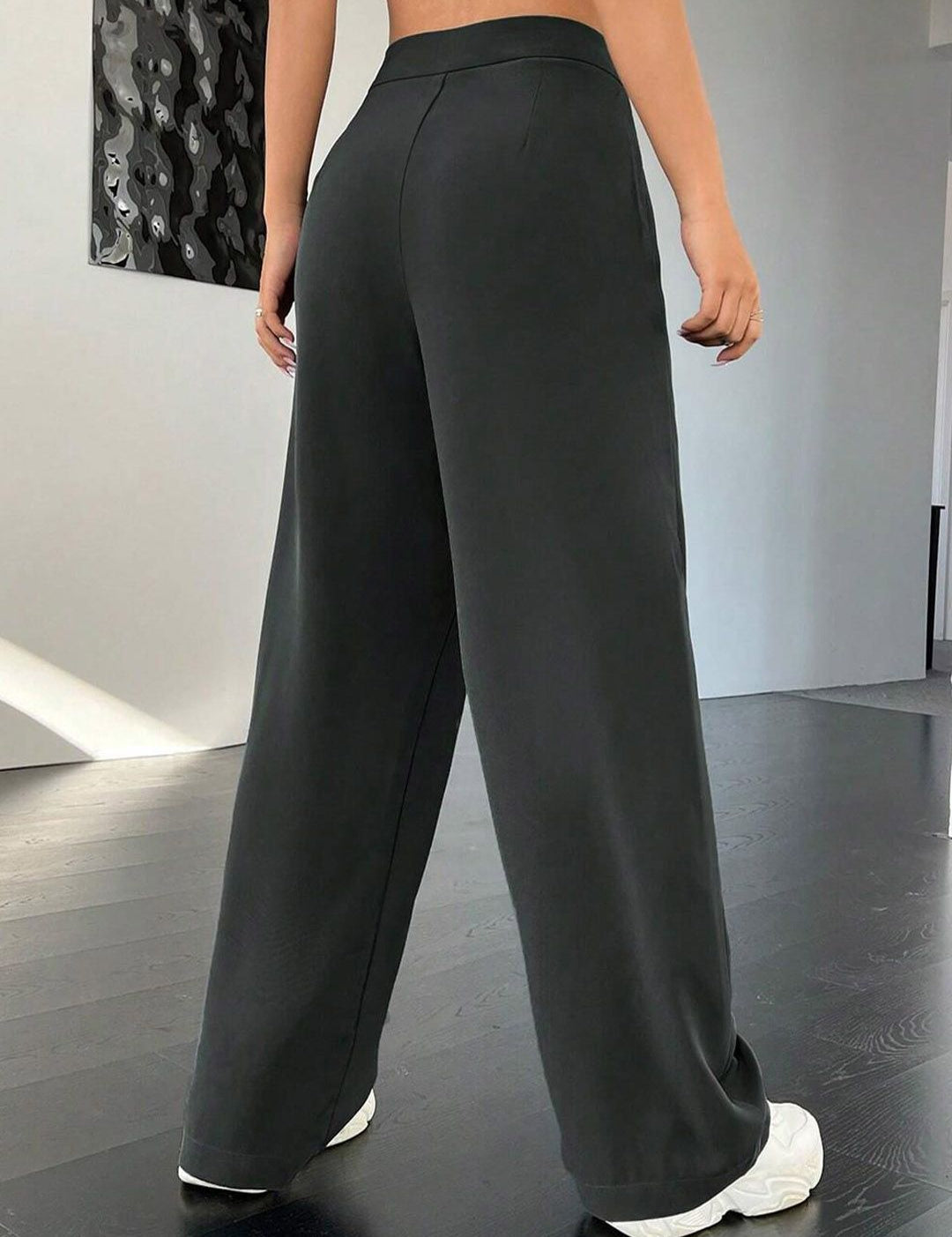 Kotty Women Grey Relaxed Straight Leg Straight Fit High-Rise Trousers