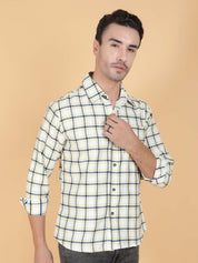 Kotty Men Relaxed Fit Spread Collar Checked Casual Shirt