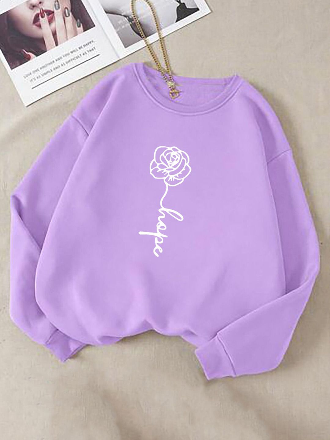 Kotty Graphic Printed Round Neck Fleece Pullover