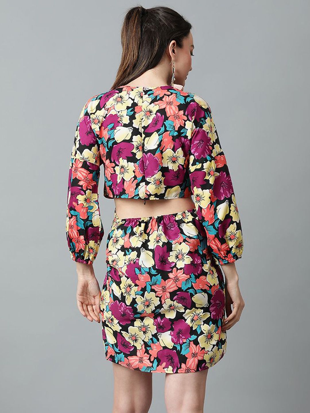 Kotty Floral Printed Cuffed Sleeves Wrap Dress