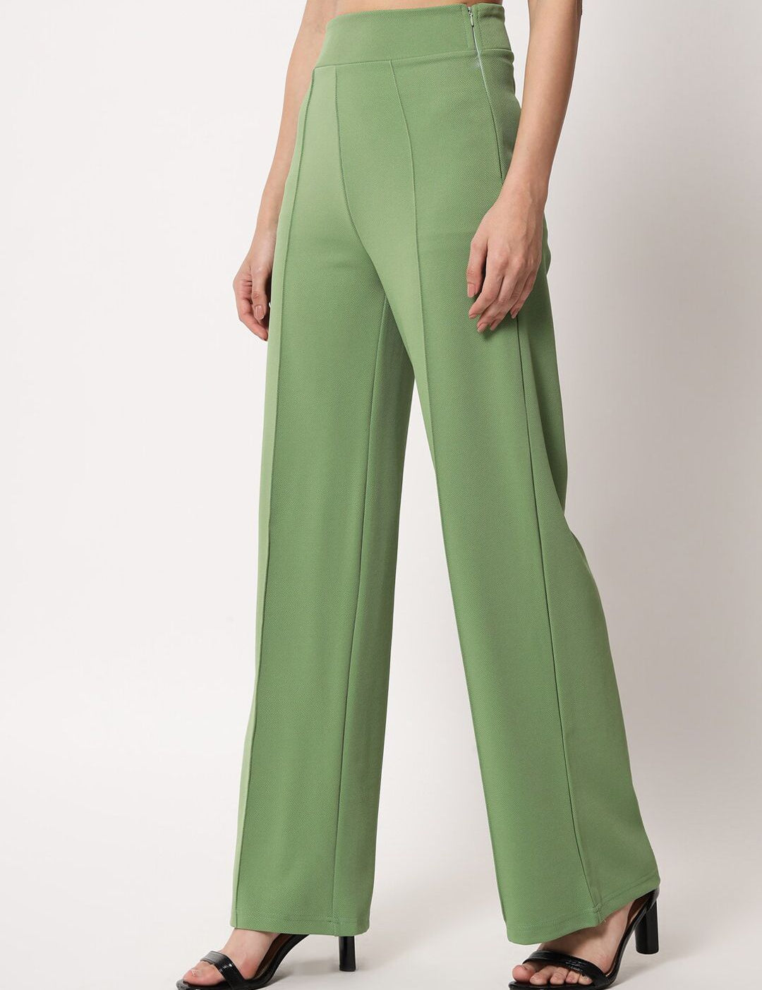 Kotty Women Green Relaxed Bootcut High-Rise Easy Wash Trouser