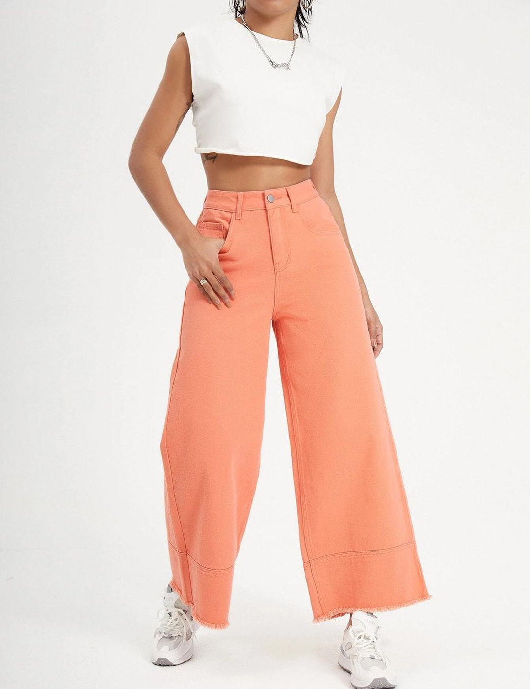 Kotty Women Clean Look Wide Leg High-Rise Frayed Denim Cotton Stretchable Jeans