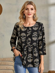 Kotty Conversational Printed Round Neck Crepe Top