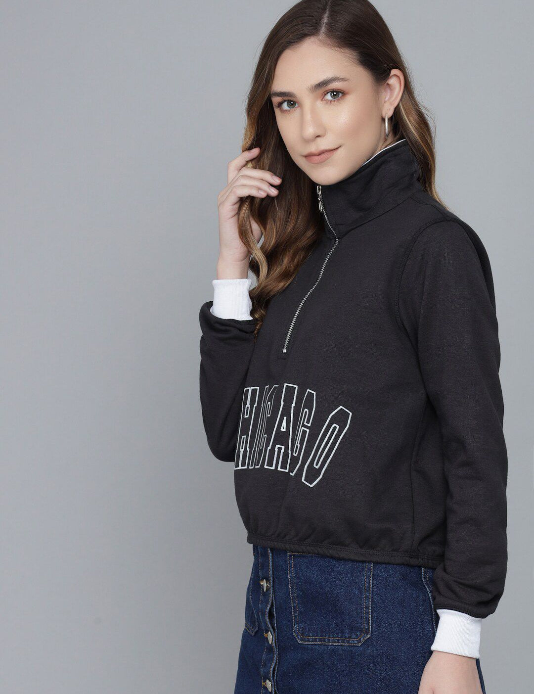 Kotty Women Black Printed Mock Collar Sweatshirt