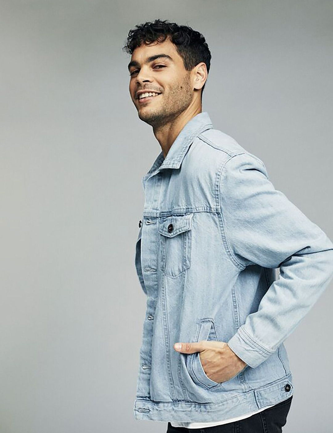 Kotty Blue Spread Collar Washed Denim Jacket