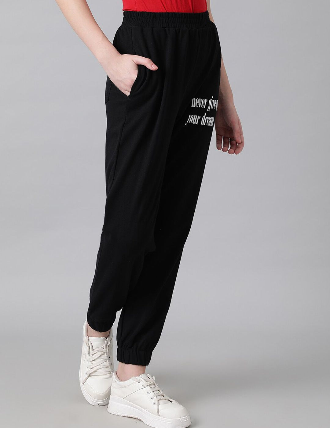 Kotty Women Black Typography Printed Relaxed Fit Joggers