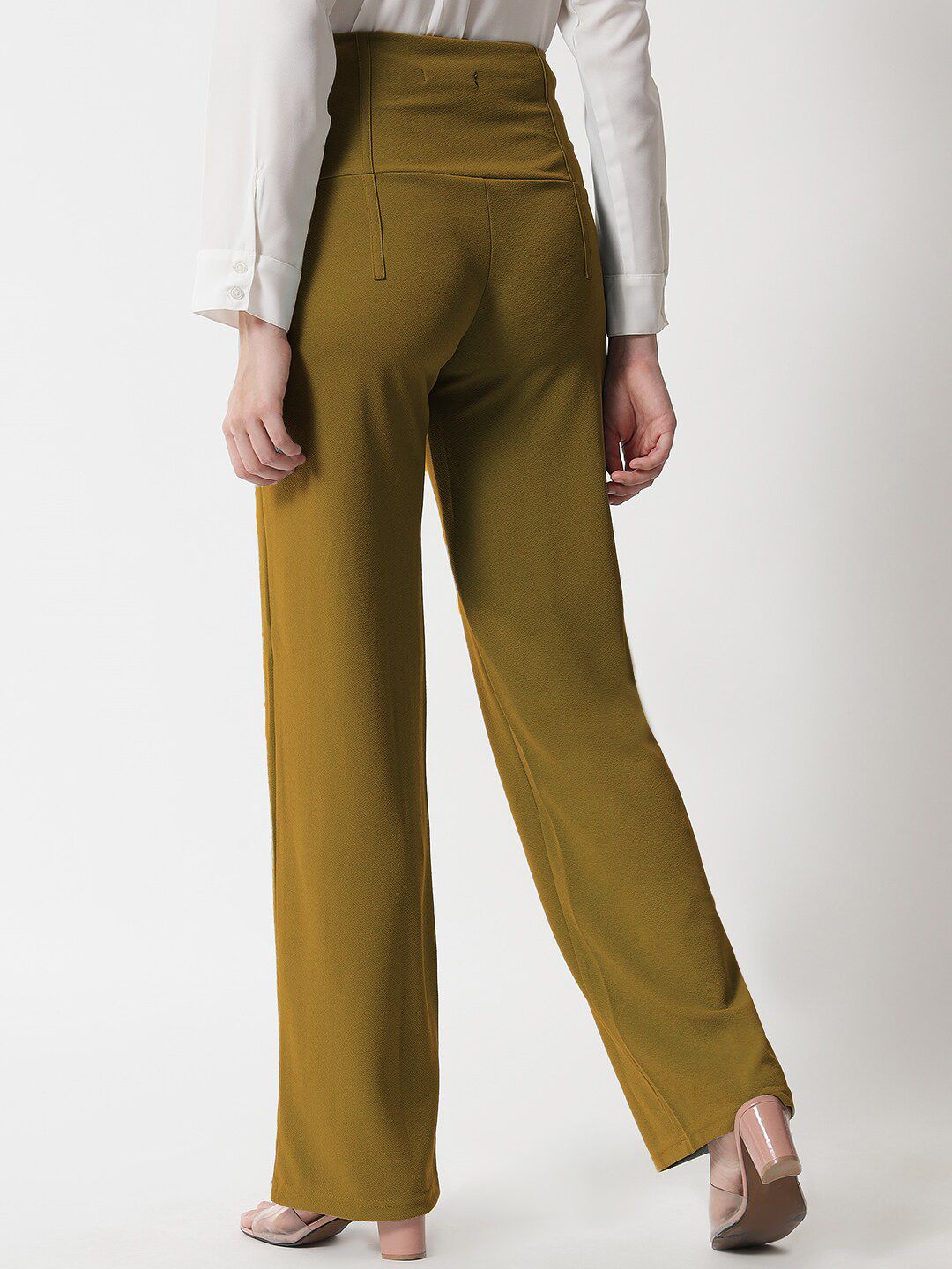 Kotty Women Brown Relaxed Straight Fit High-Rise Easy Wash Pleated Trousers