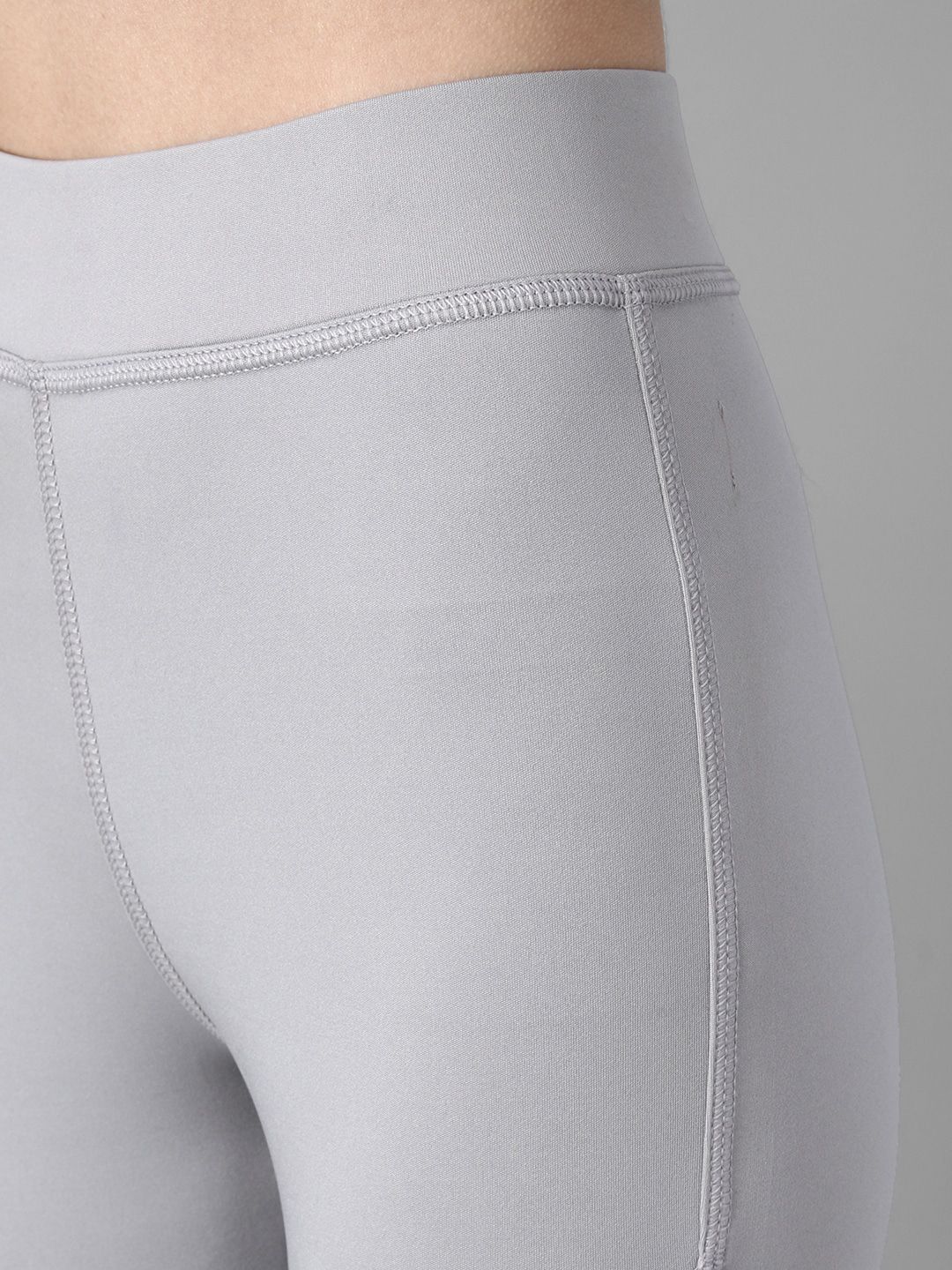 Kotty Women Black & Grey Colourblocked Running Tights