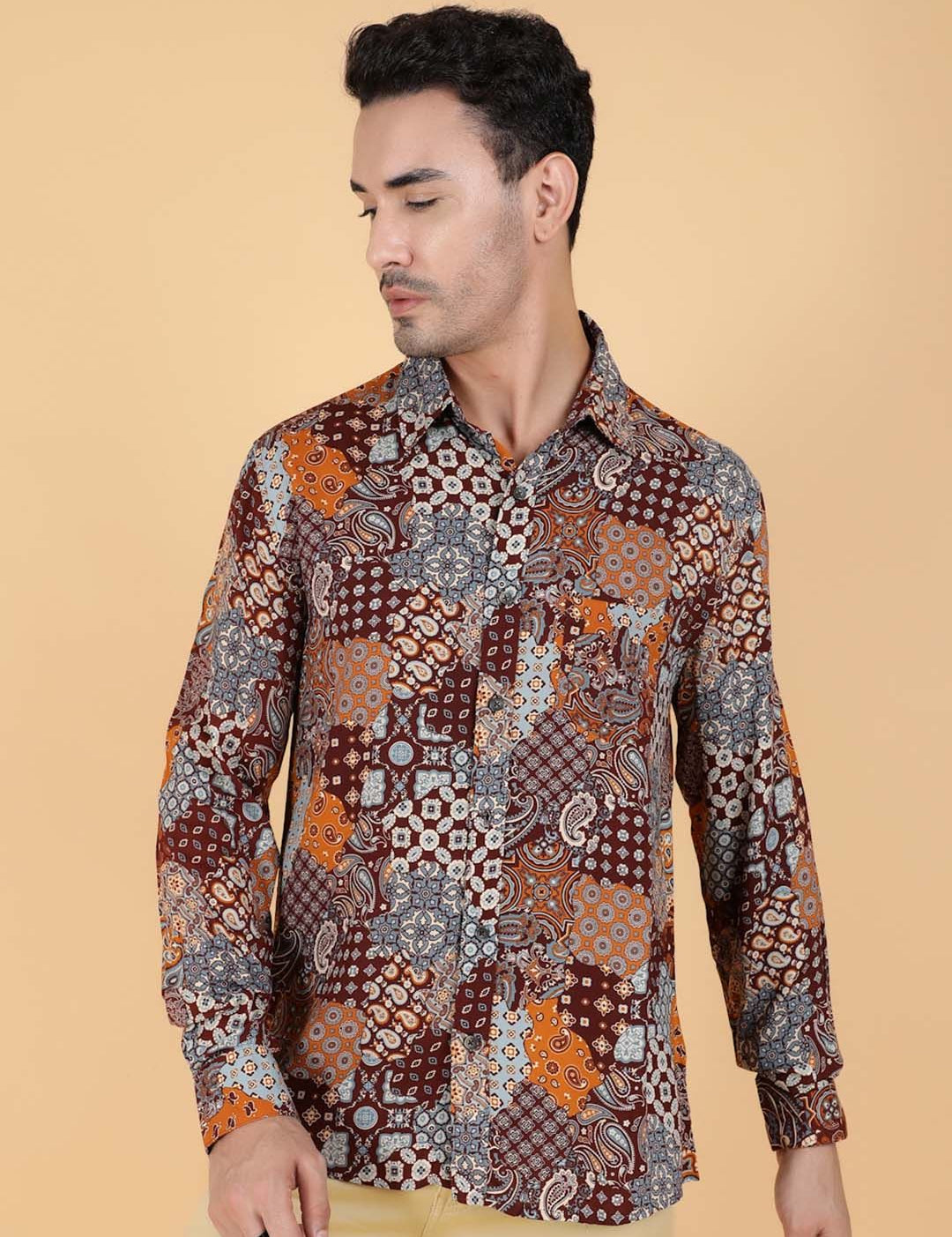 Kotty Men Relaxed Spread Collar Graphic Printed Cotton Casual Shirt