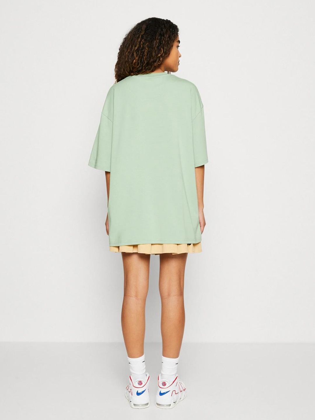 KOTTY Basics Round Neck Oversized T-shirt