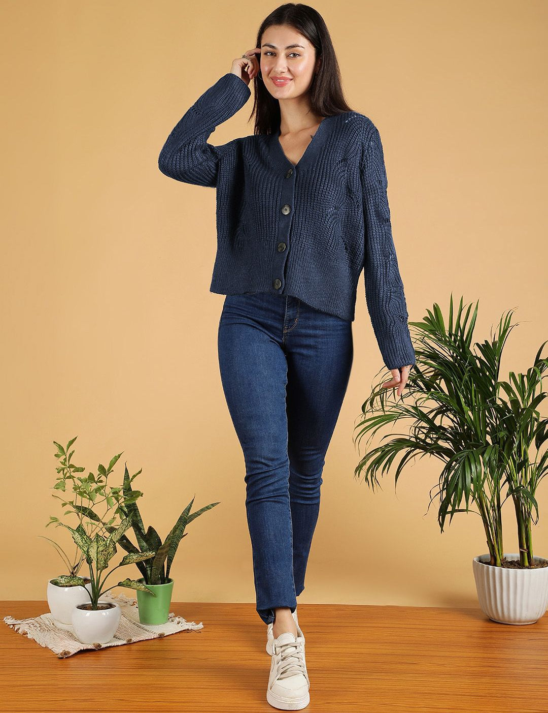 Kotty Women V-Neck Cardigan