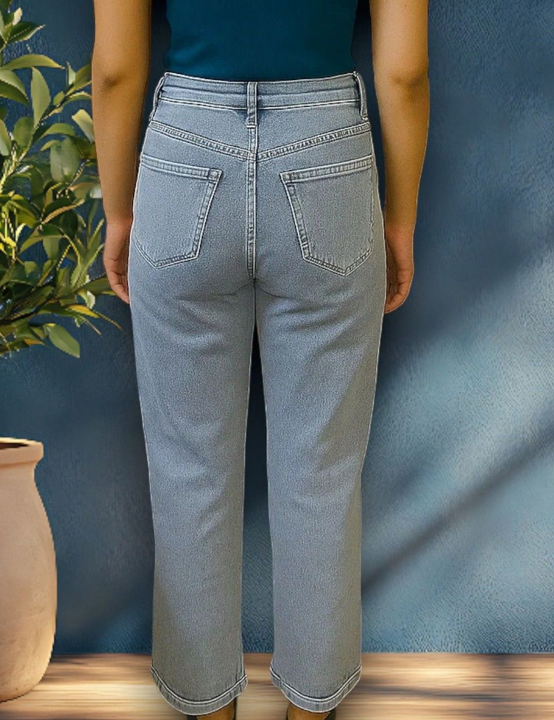 Kotty Women Regular Fit High-Rise Light Fade Stretchable Jeans