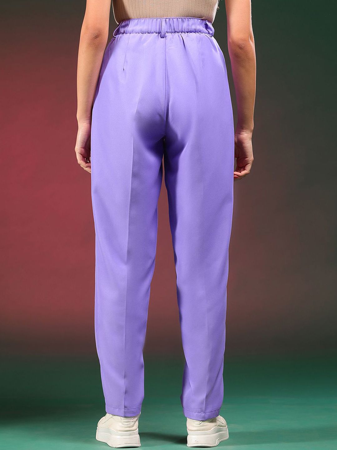 Kotty Women Solid Relaxed Mid-Rise Regular FitPleated RegularTrousers