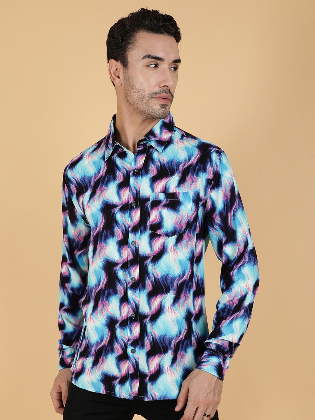 Kotty Men Relaxed Spread Collar Graphic Printed Cotton Casual Shirt