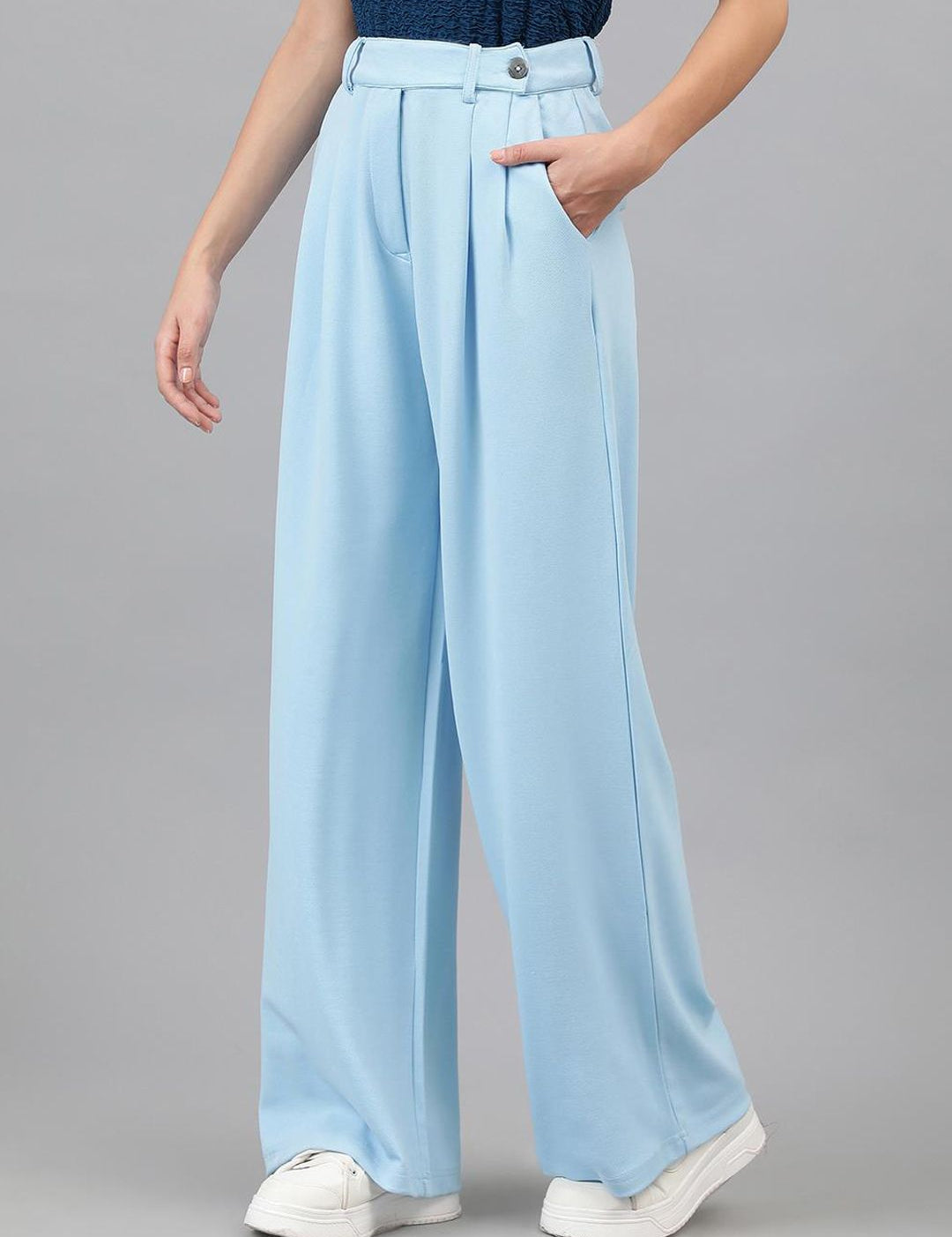 Kotty Women Blue Relaxed Straight Leg Straight Fit Easy Wash Pleated Trousers