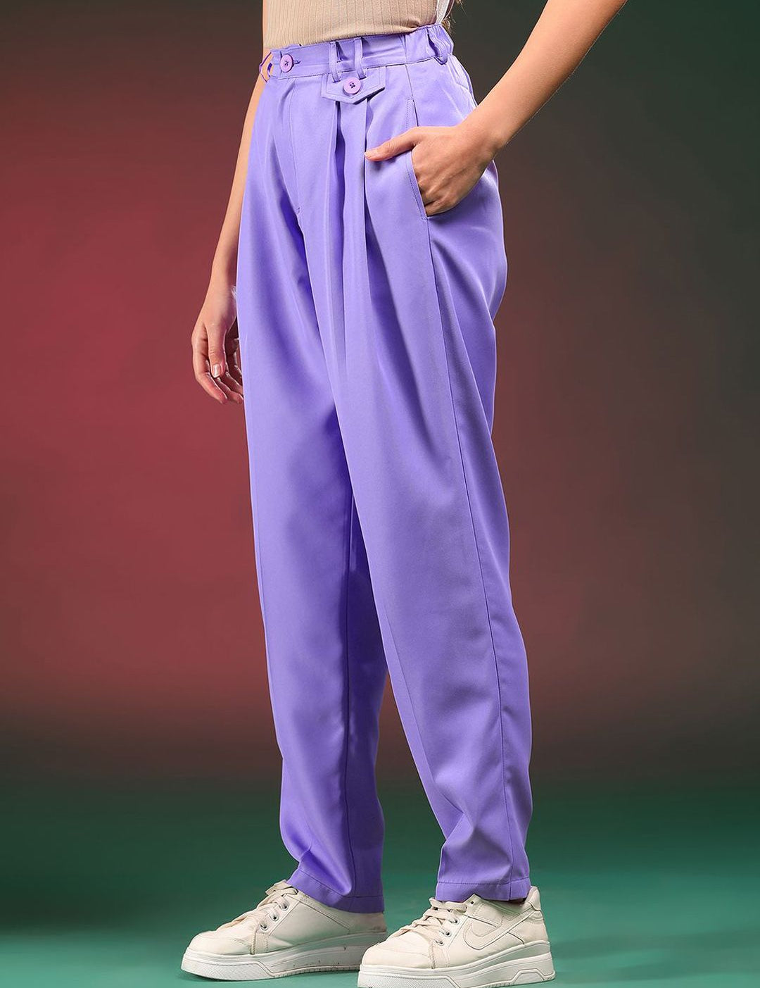 Kotty Women Solid Relaxed Mid-Rise Regular FitPleated RegularTrousers