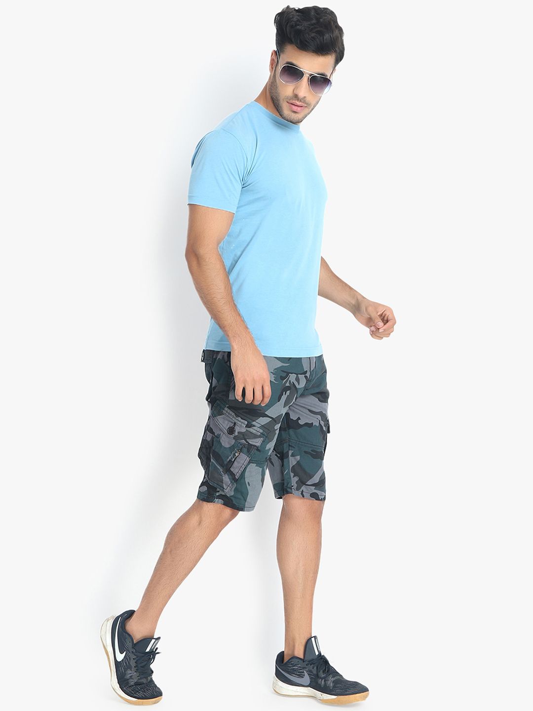 Kotty Men Teal Printed Regular Fit Cargo Shorts