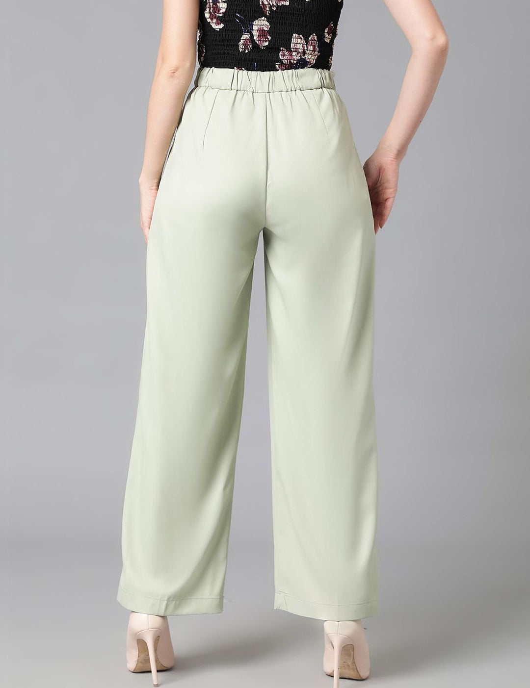 Kotty Women Relaxed Straight Leg Easy Wash Pleated Straight Fit Parallel Trousers