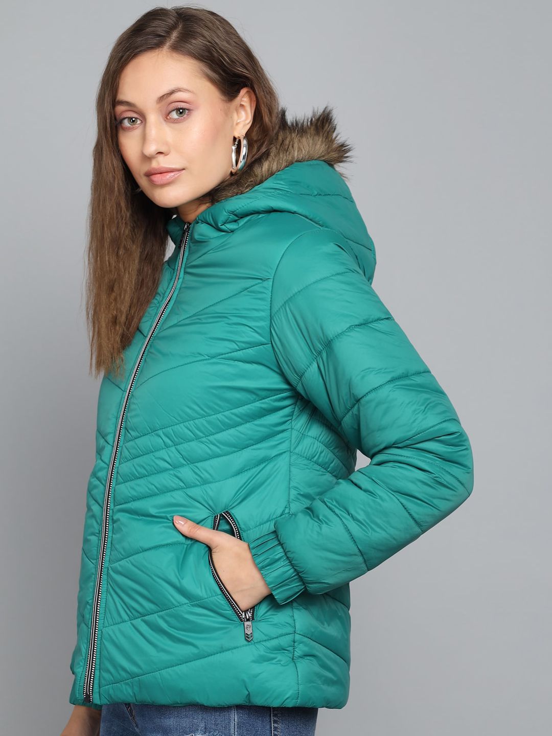 Kotty Women Green Outdoor Puffer Jacket