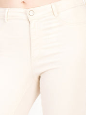Kotty Women Off-White Skinny Fit High-Rise Slash Knee Stretchable Jeans