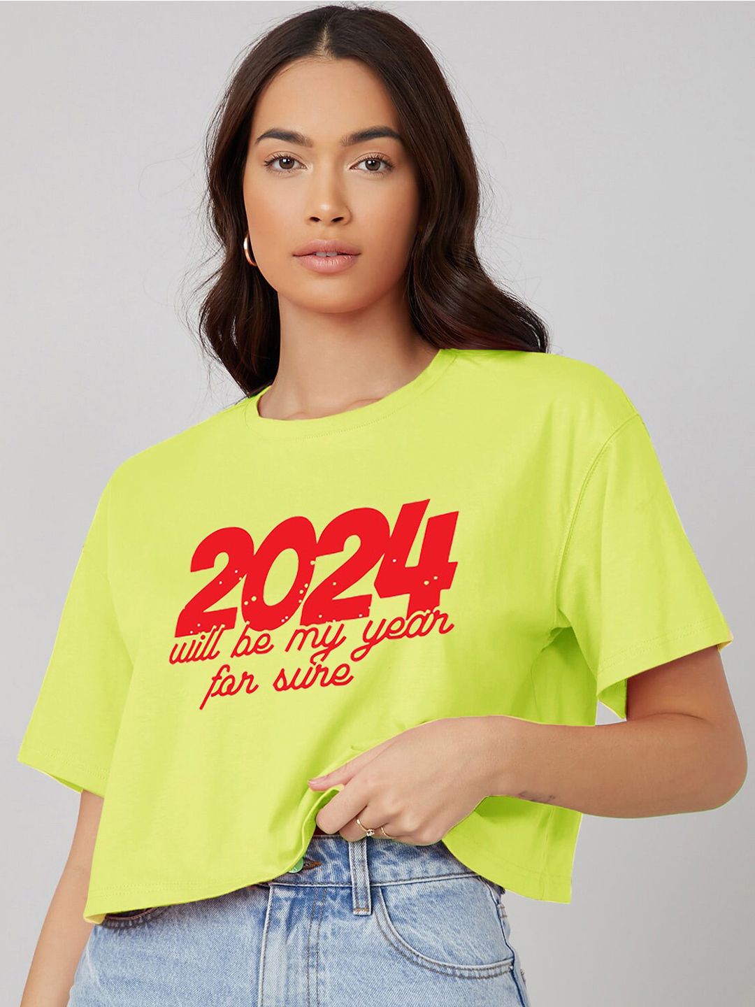 Kotty Typography Printed Round Neck Crop Oversized T-shirt