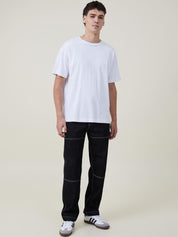 Kotty Men Black Jean Straight Fit Low-Rise Clean Look Stretchable Jeans