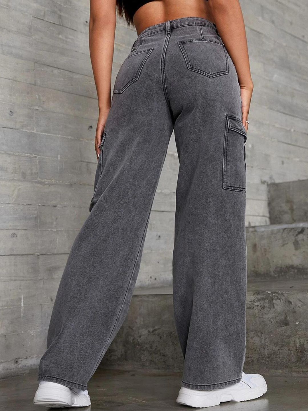 Kotty Women Grey Jean Straight Fit High Rise Light Fade Clean Look Stretchable Jeans