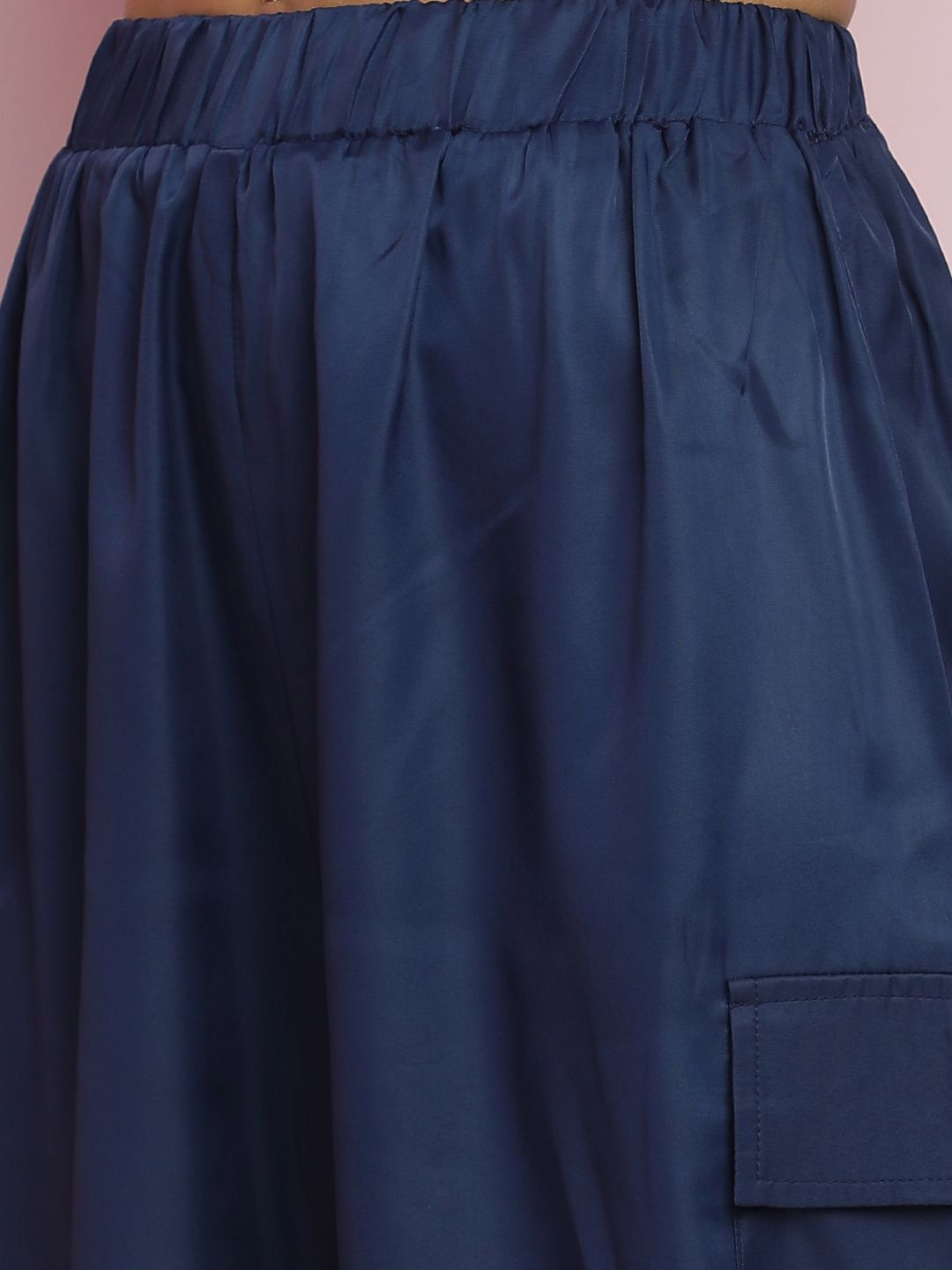 Kotty Women Solid Relaxed Mid-Rise Regular Fit Cargo Style Parachute Trousers