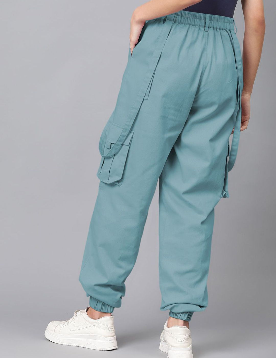 Kotty Women Relaxed High-Rise Easy Wash Cargos Trousers