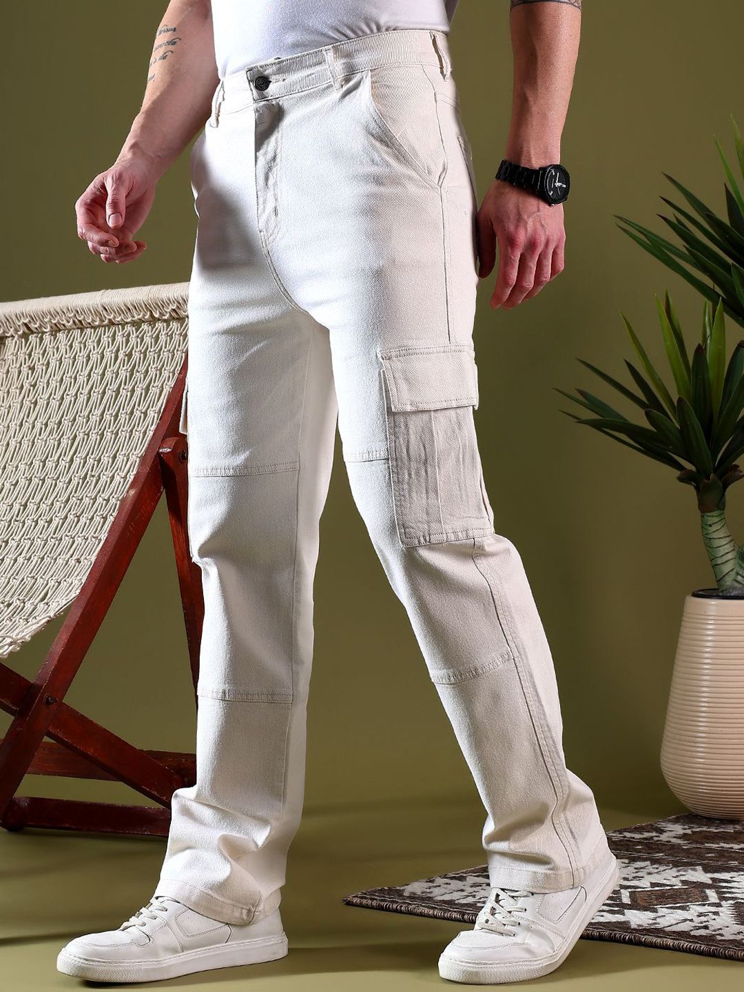 Kotty Men Jean Low-Rise Light Fade Stretchable Jeans