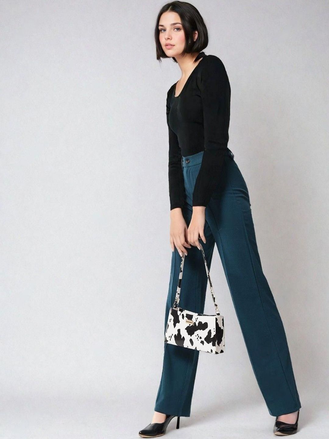 Kotty Black and Teal Blue Scoop Neck T-Shirt with Trouser