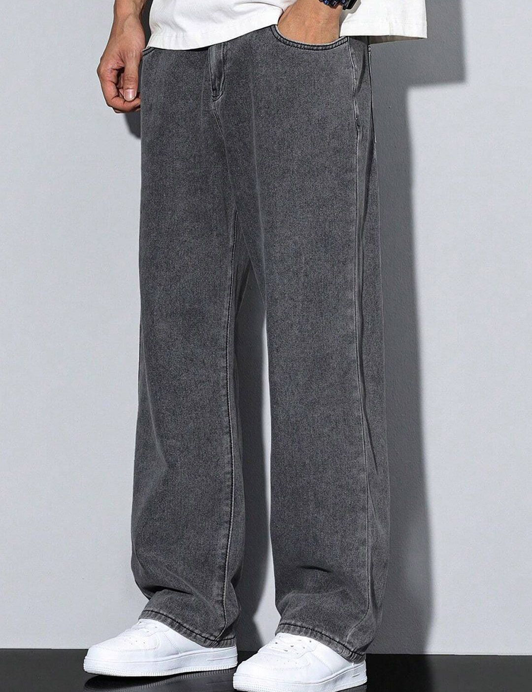 Kotty Relaxed Fit Low-Rise Stretchable Jeans