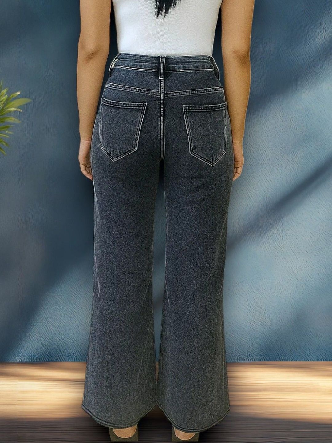 Kotty Women Regular Fit High-Rise Highly Distressed Light Fade Stretchable Jeans