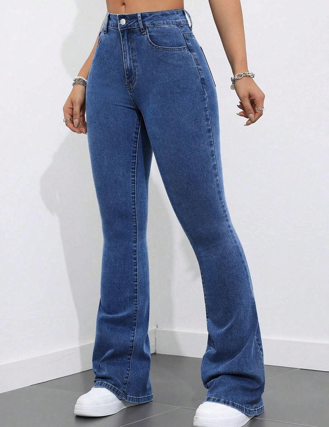 Kotty Women Bootcut High-Rise Stretchable Jeans