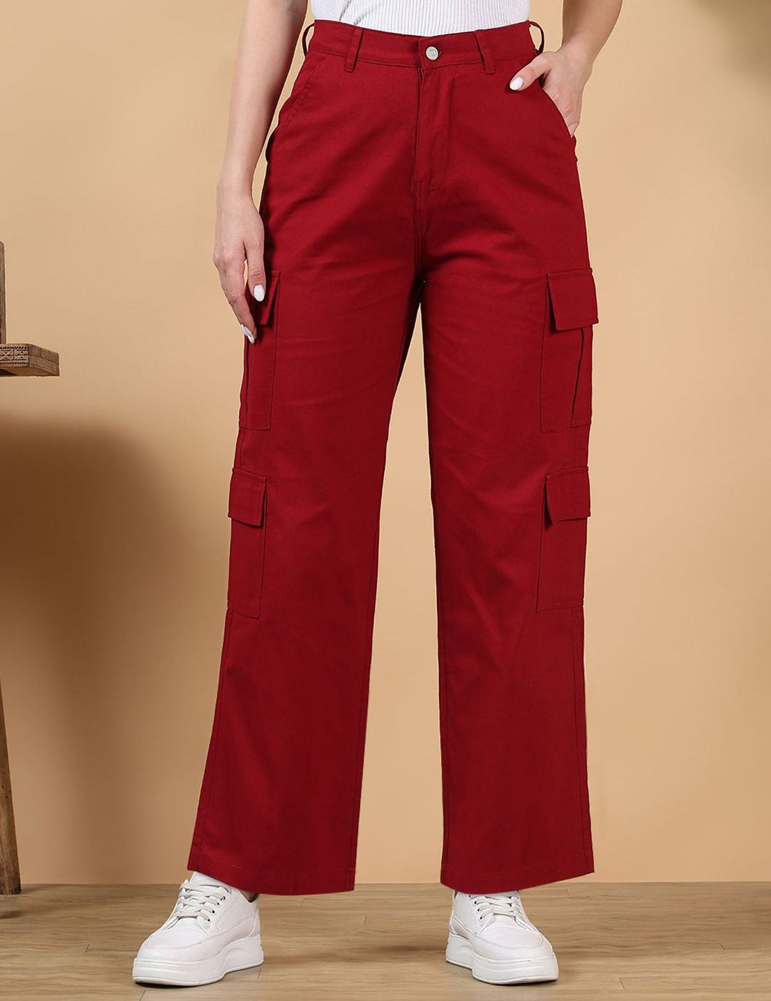 Kotty Women Straight Fit High-Rise Stretchable Jeans