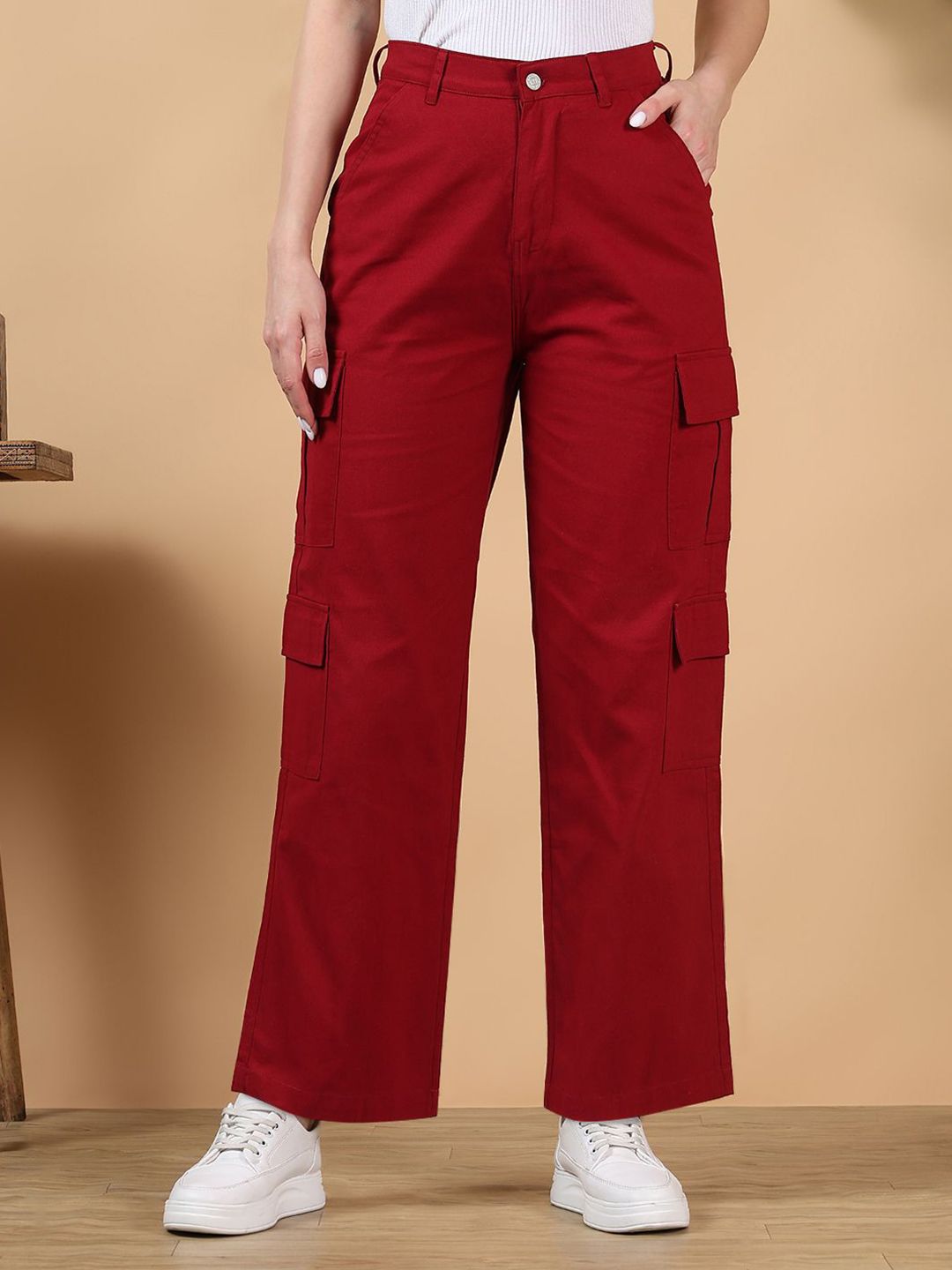 Kotty Women Straight Fit High-Rise Stretchable Jeans