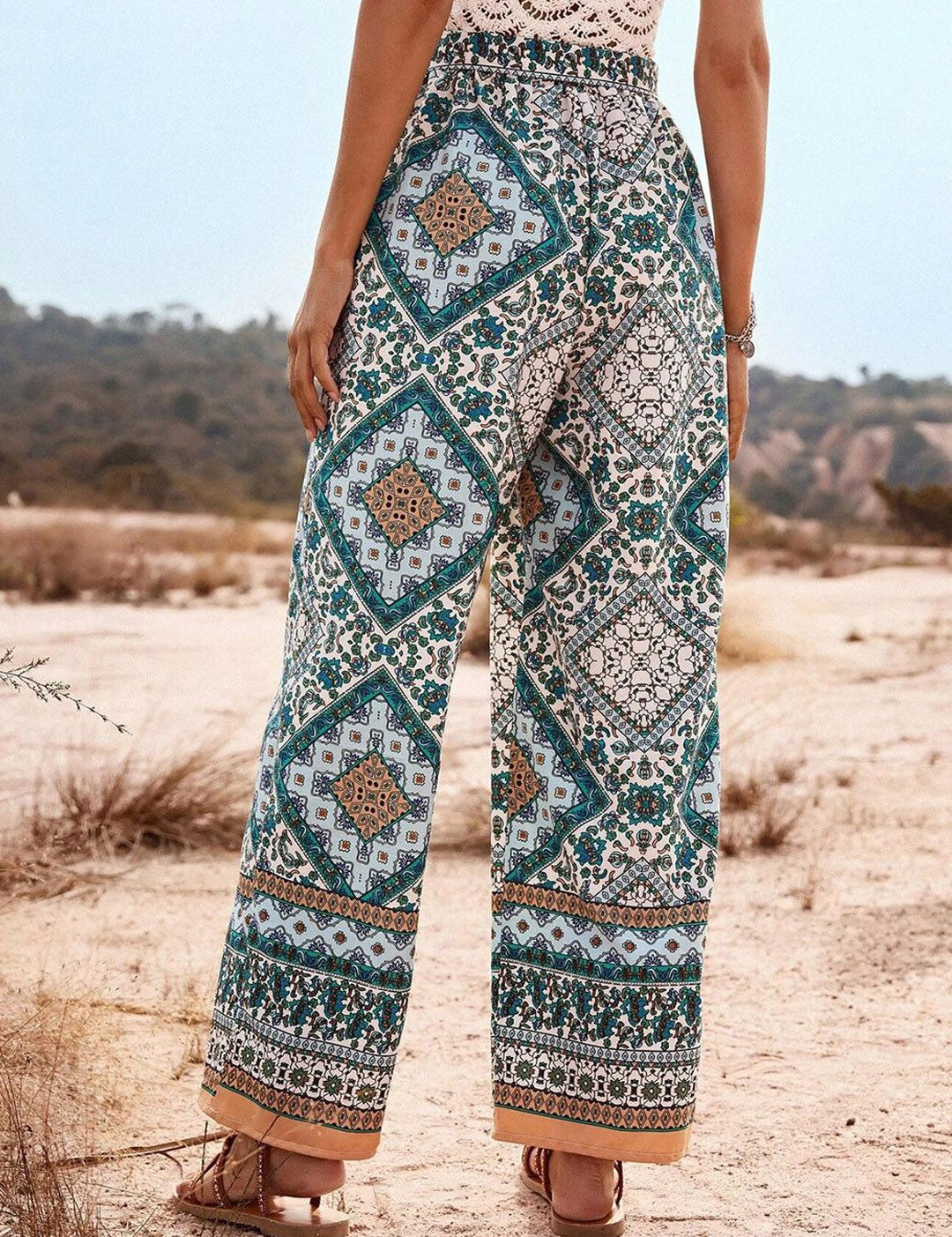 Kotty Women Multicoloured Ethnic Motifs Printed Relaxed High-Rise Easy Wash Trousers