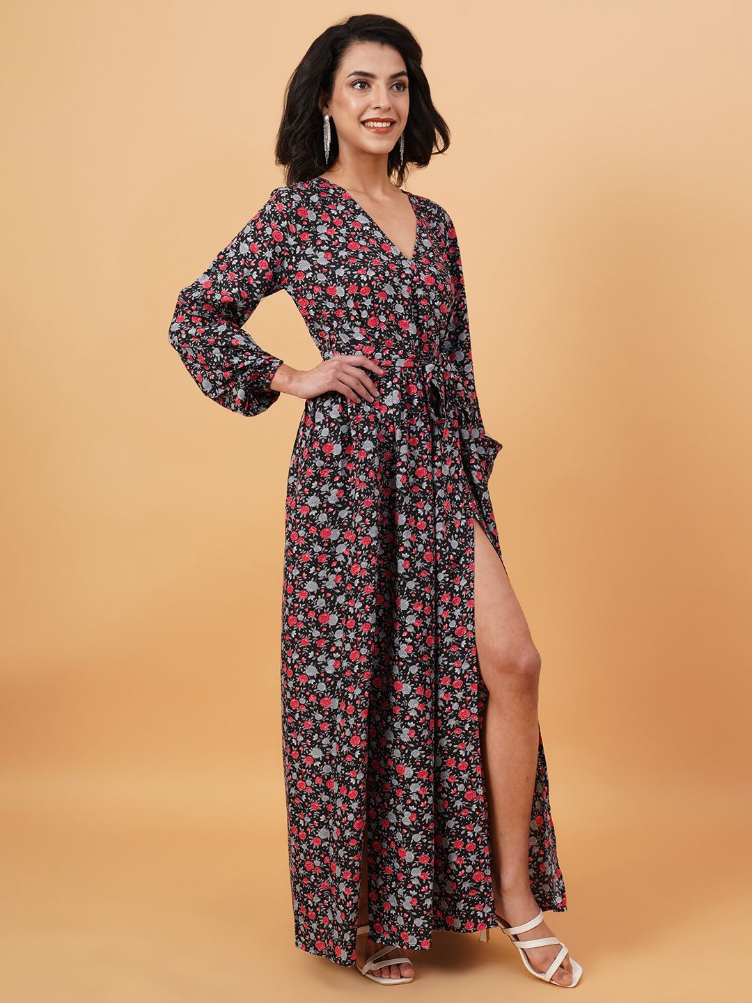Kotty Floral Printed V-Neck Long Sleeves Maxi Dress
