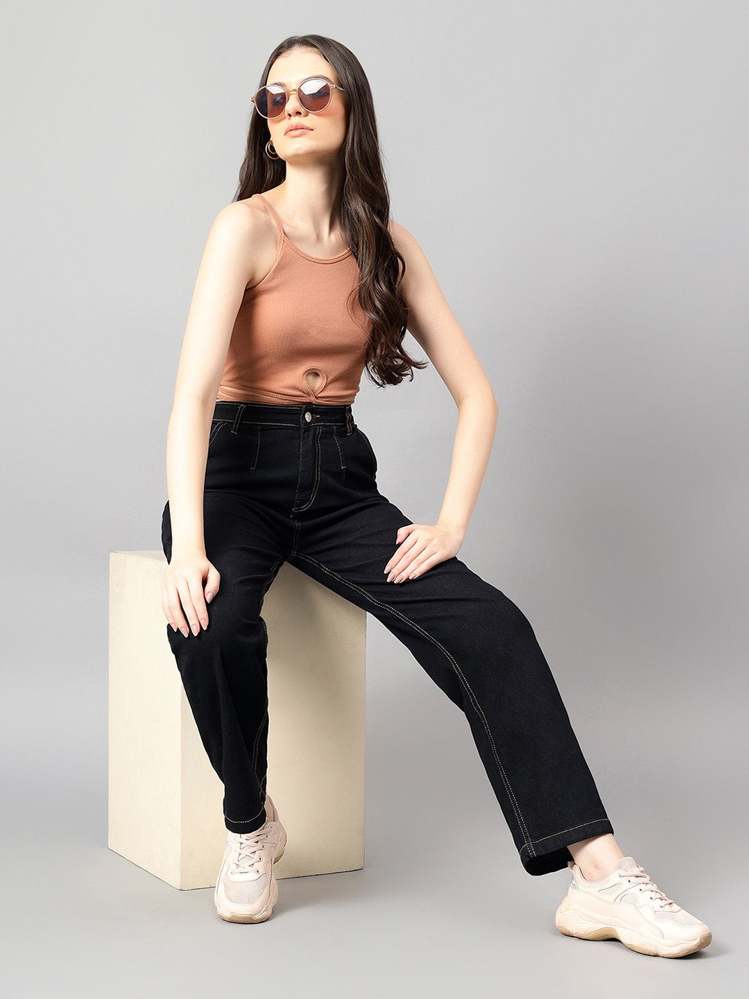 Kotty Women Straight Fit High-Rise Stretchable Jeans