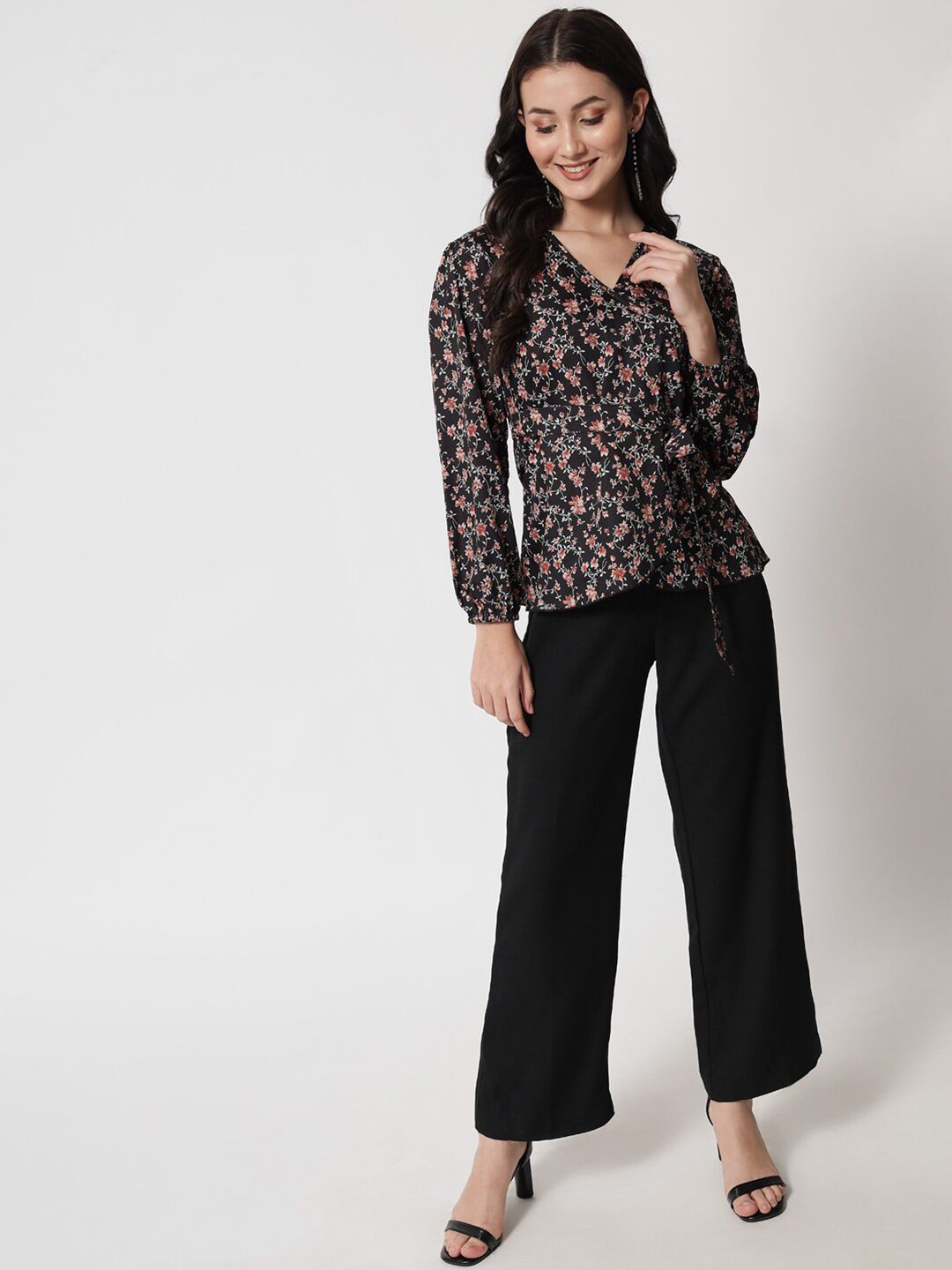 Kotty Floral Printed Puff Sleeves Wrap Top