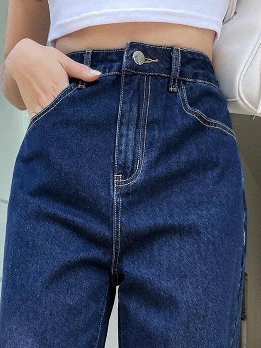 Kotty Women Straight Fit High-Rise Clean Look Stretchable Jeans