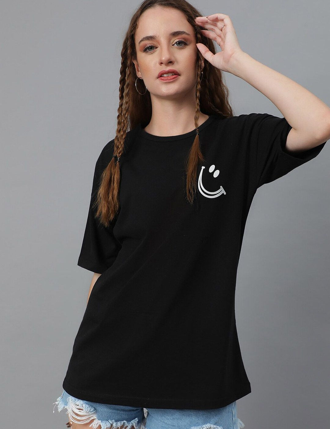 Kotty Graphic Printed Round Neck  Drop-Shoulder Sleeves Pure Cotton Oversized T-shirt