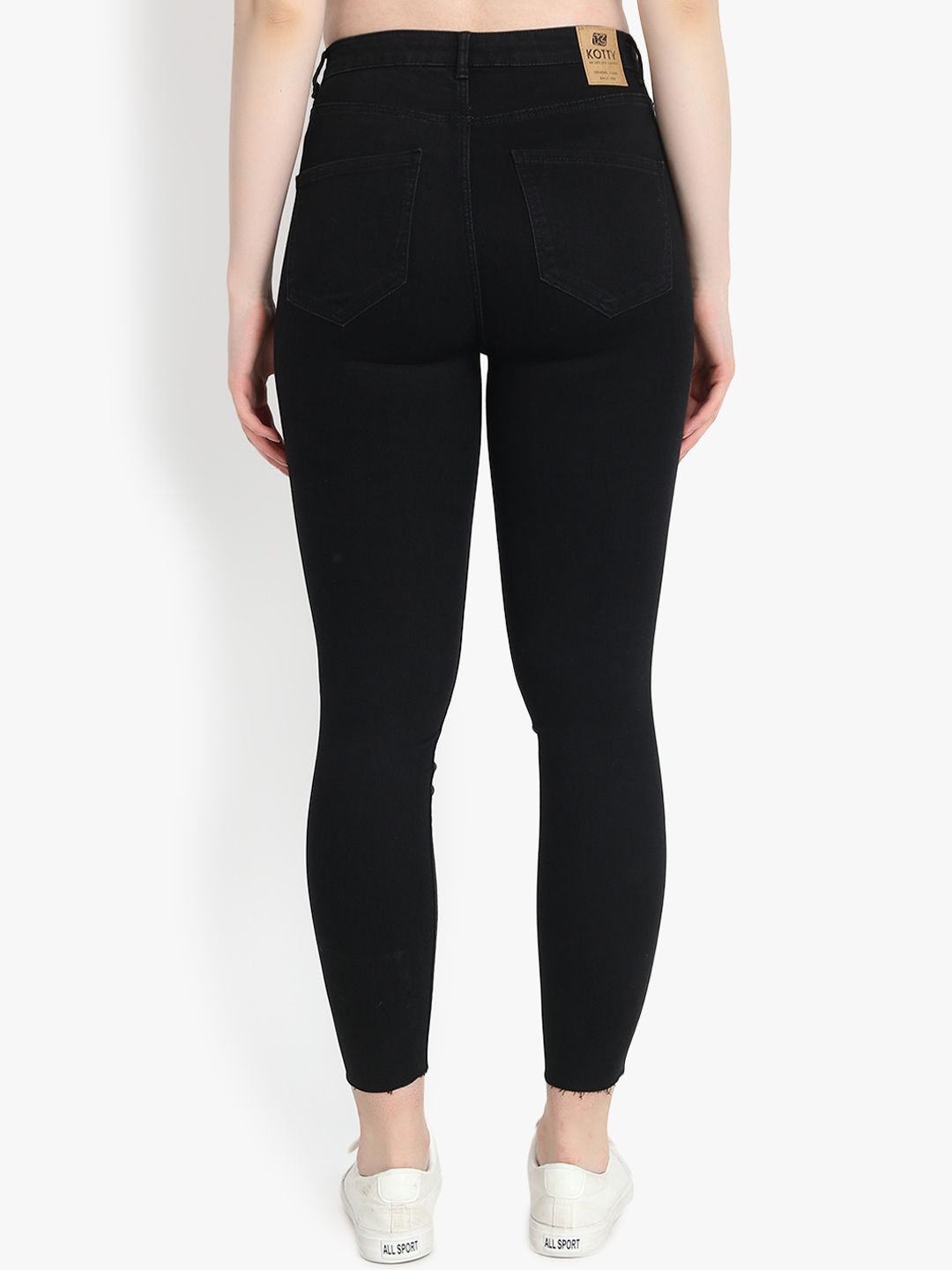 Kotty Women Black Skinny Fit High-Rise Slash Knee Jeans