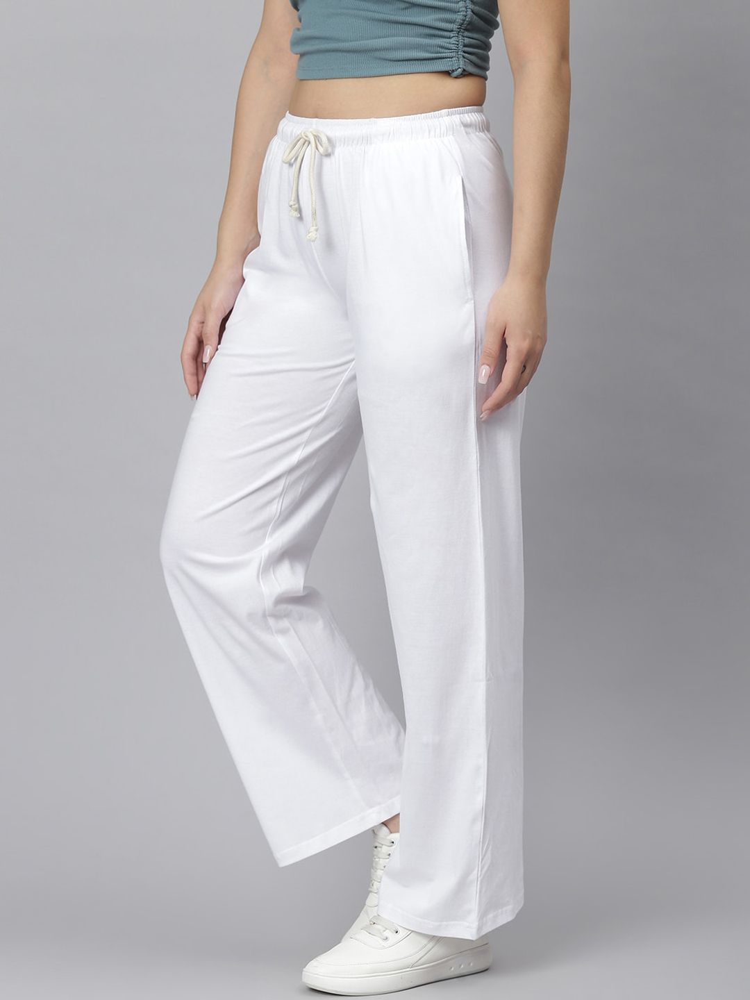 Kotty Women White Solid Straight-Fit Track Pants