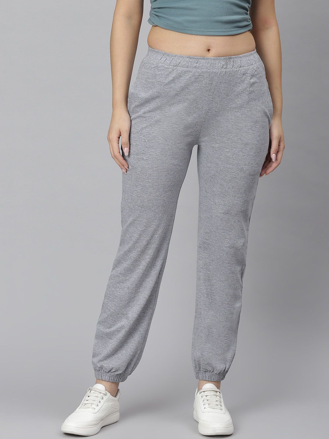 Kotty Women Grey Solid Straight-Fit Joggers